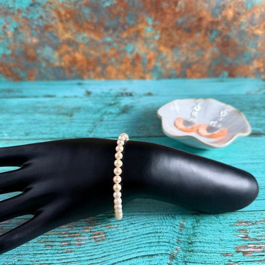 5.20.26WS Peach Pearl Bracelets Workshop