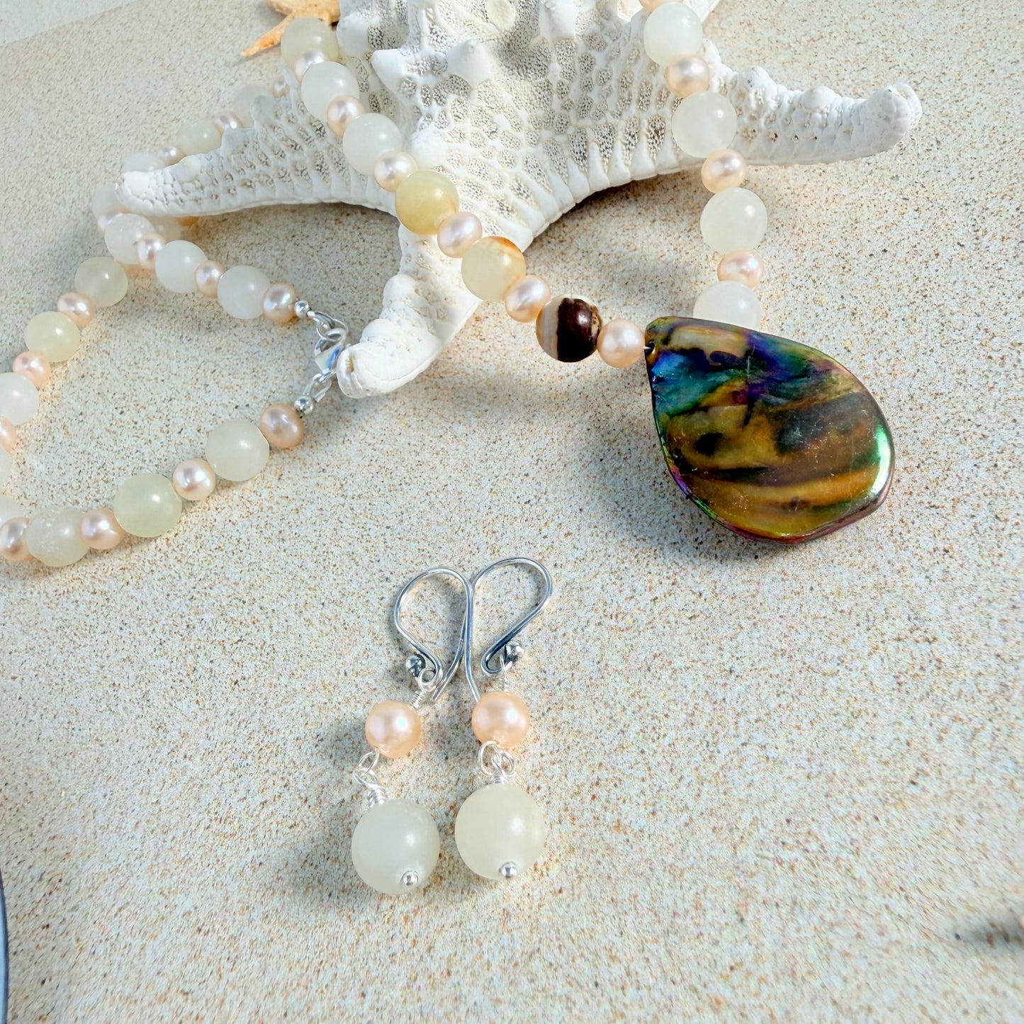 Italian Onyx & Pearl Bracelet