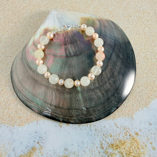 Italian Onyx & Pearl Bracelet