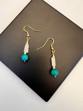 Load image into Gallery viewer, Green Agate &amp; Cream Quartz Earrings
