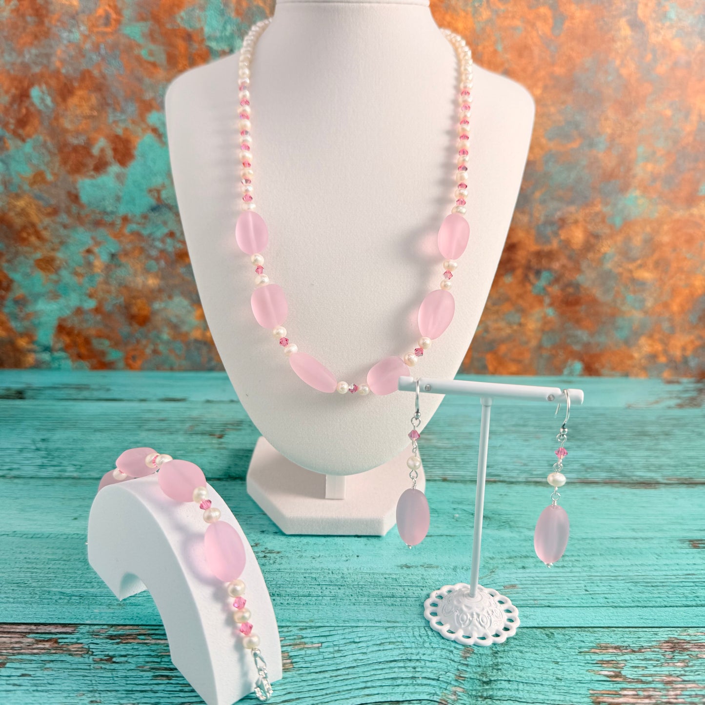Blooming Pink Necklace