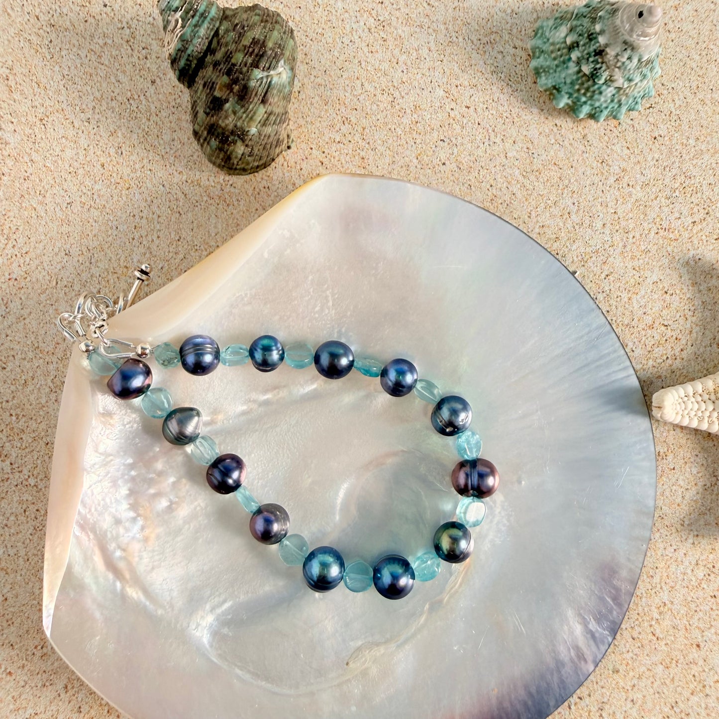 Apatite & Peacock Pearl Bracelet