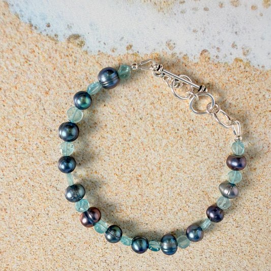 Apatite & Peacock Pearl Bracelet
