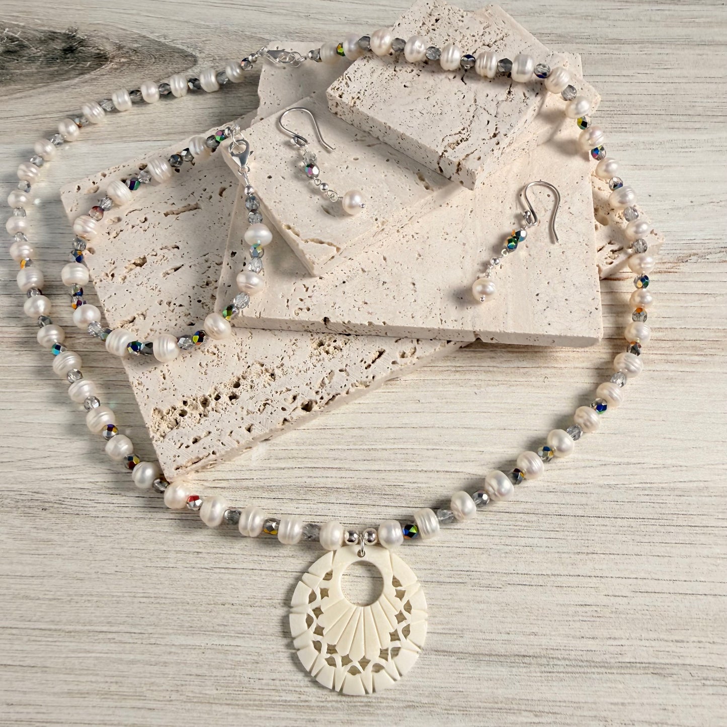 Pearly Shimmer Earrings